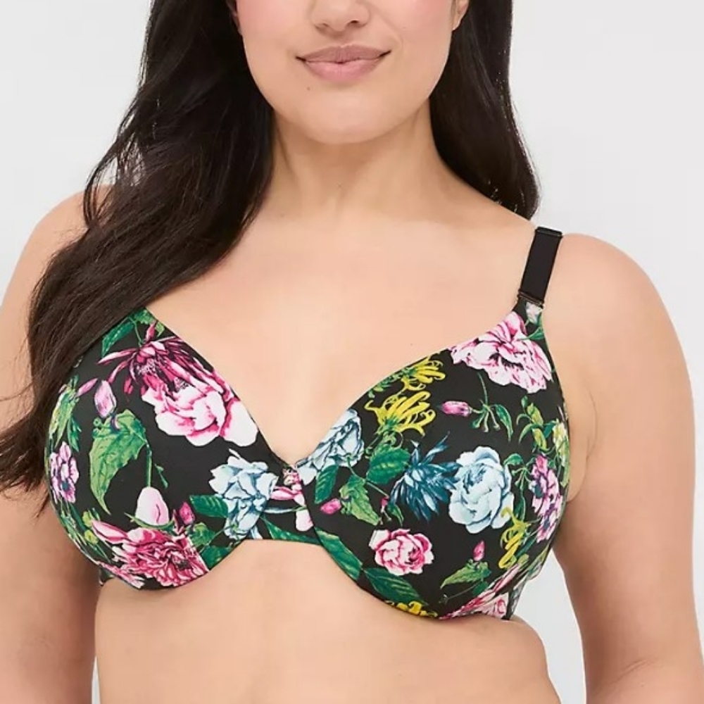 NWOT Cacique Invisible Back Smoother Lightly Lined Full Coverage Bra
